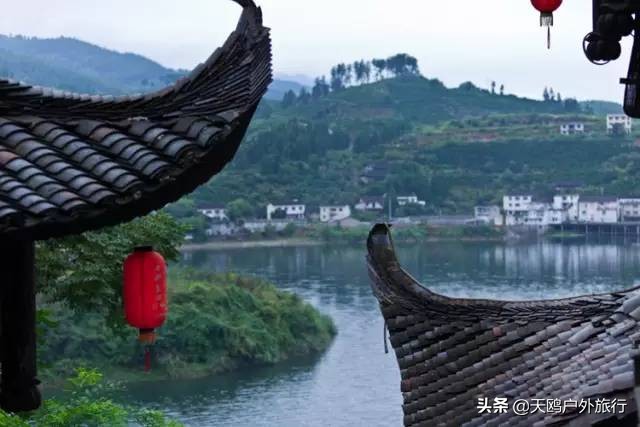 电影芙蓉镇取景地,芙蓉镇的拍摄背景
