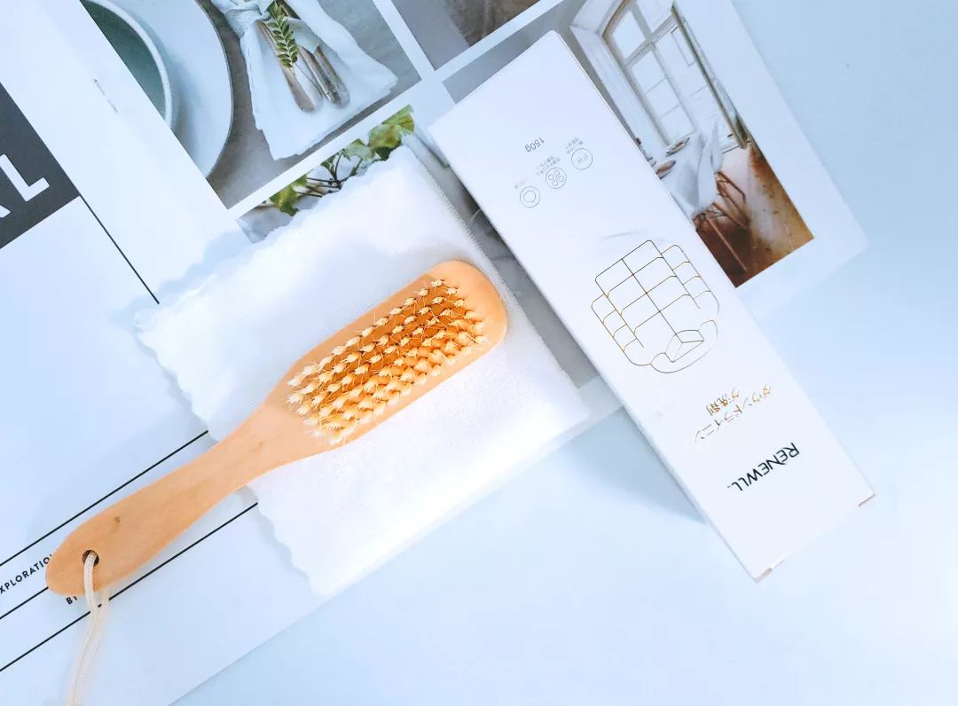 羽绒大衣清洗方法大全,羽绒袄衣服洗不干净的小妙招