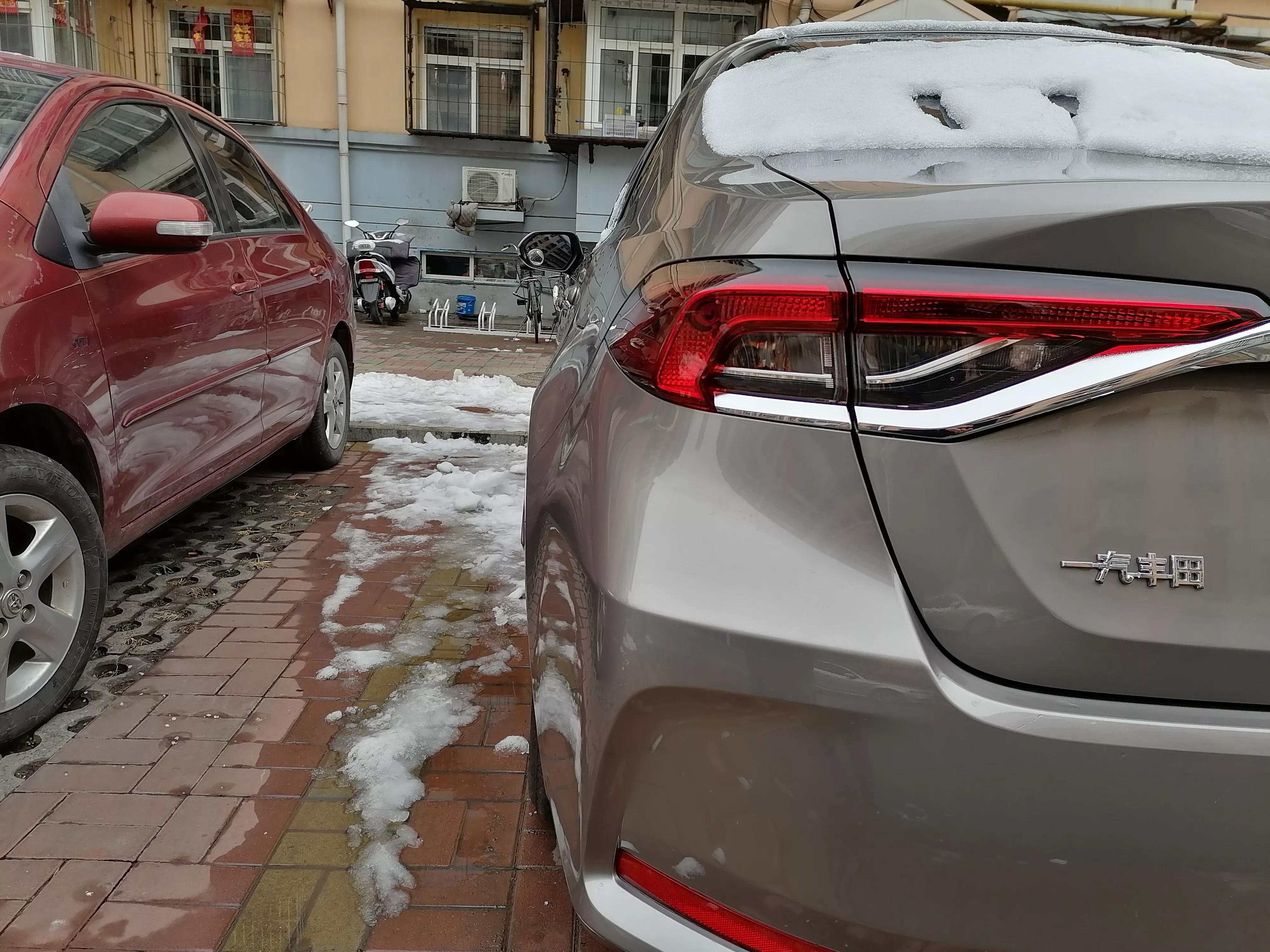 丰田卡罗拉1.8l双擎混动口碑如何,丰田卡罗拉油电混合车口碑