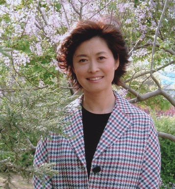 敬一丹64岁生日当天，母亲离世，泪水中的生命轮回