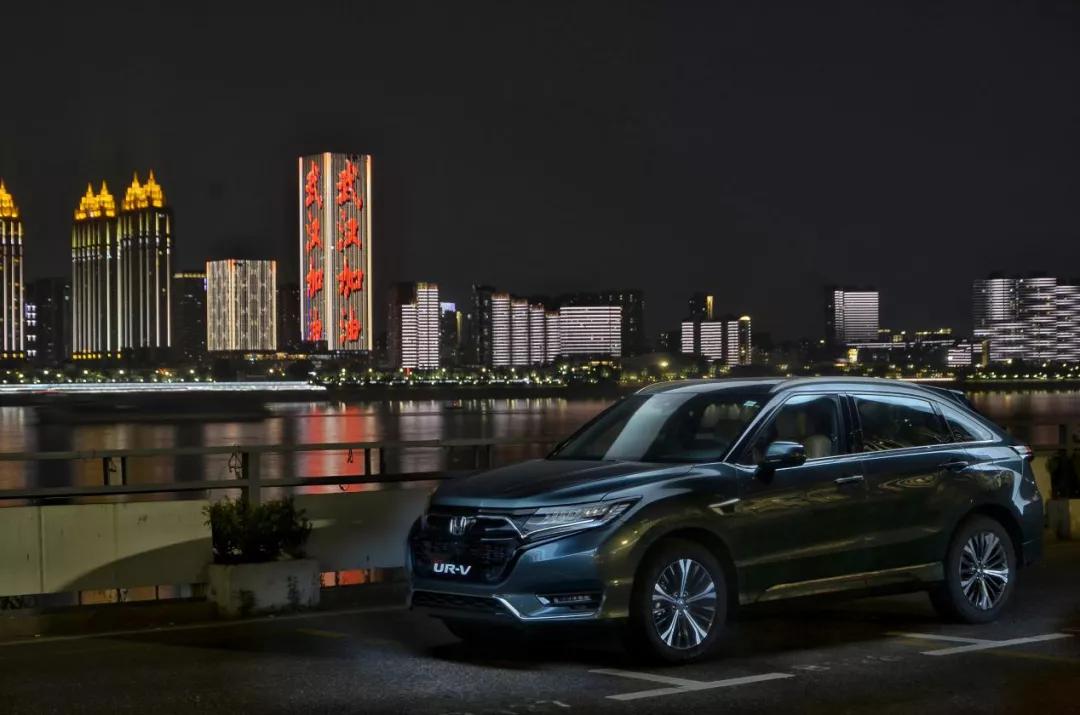 一款焕新的车，一座重启的城