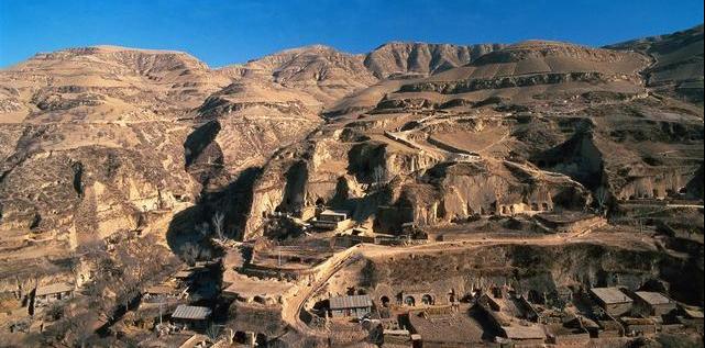 39年，一位德国女郎在行军中长满虱子，自豪道：我现在属于中国人