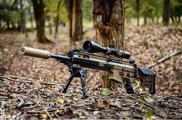 十大世界顶级突击步枪,scar突击步枪vsm416突击步枪