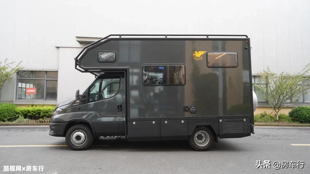 持久续航+超大独立厨卫区，新款霍夫勒启翔后全拓房车