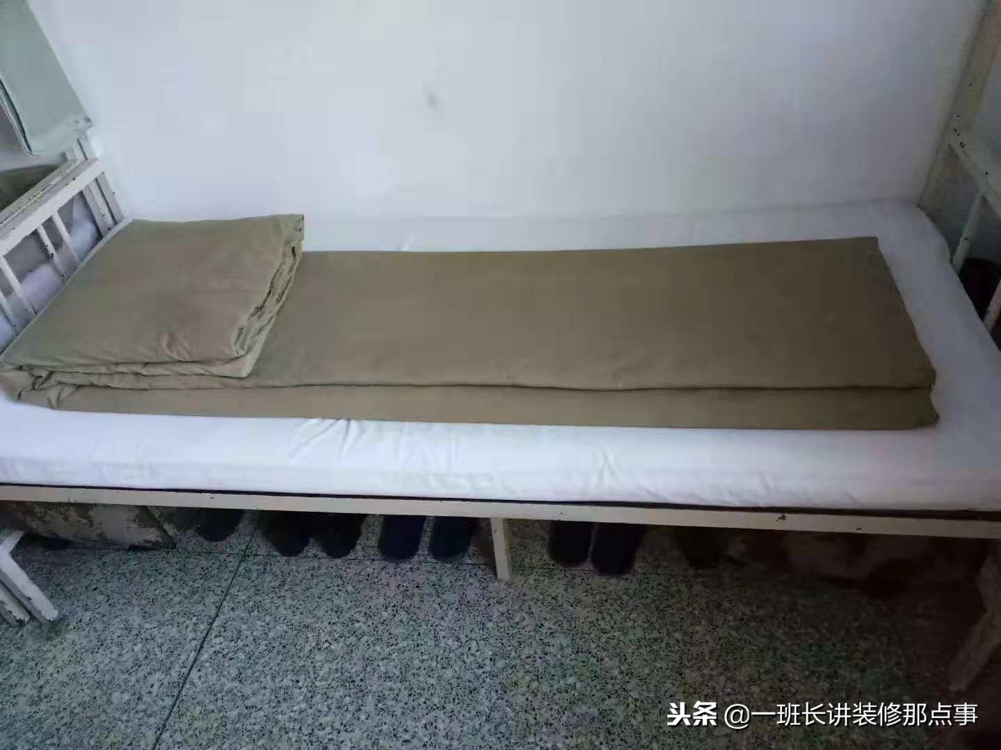 部队的被子怎么叠视频慢动作,部队被子怎么叠成豆腐块