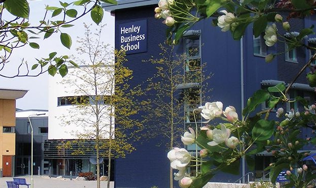 英国留学保底院校这样选才稳妥,英国留学申请这八所院校成功率高