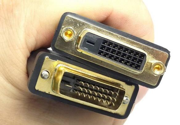 显示器无信号黑屏主机在运作,电脑显示器显示无信号黑屏闪灯