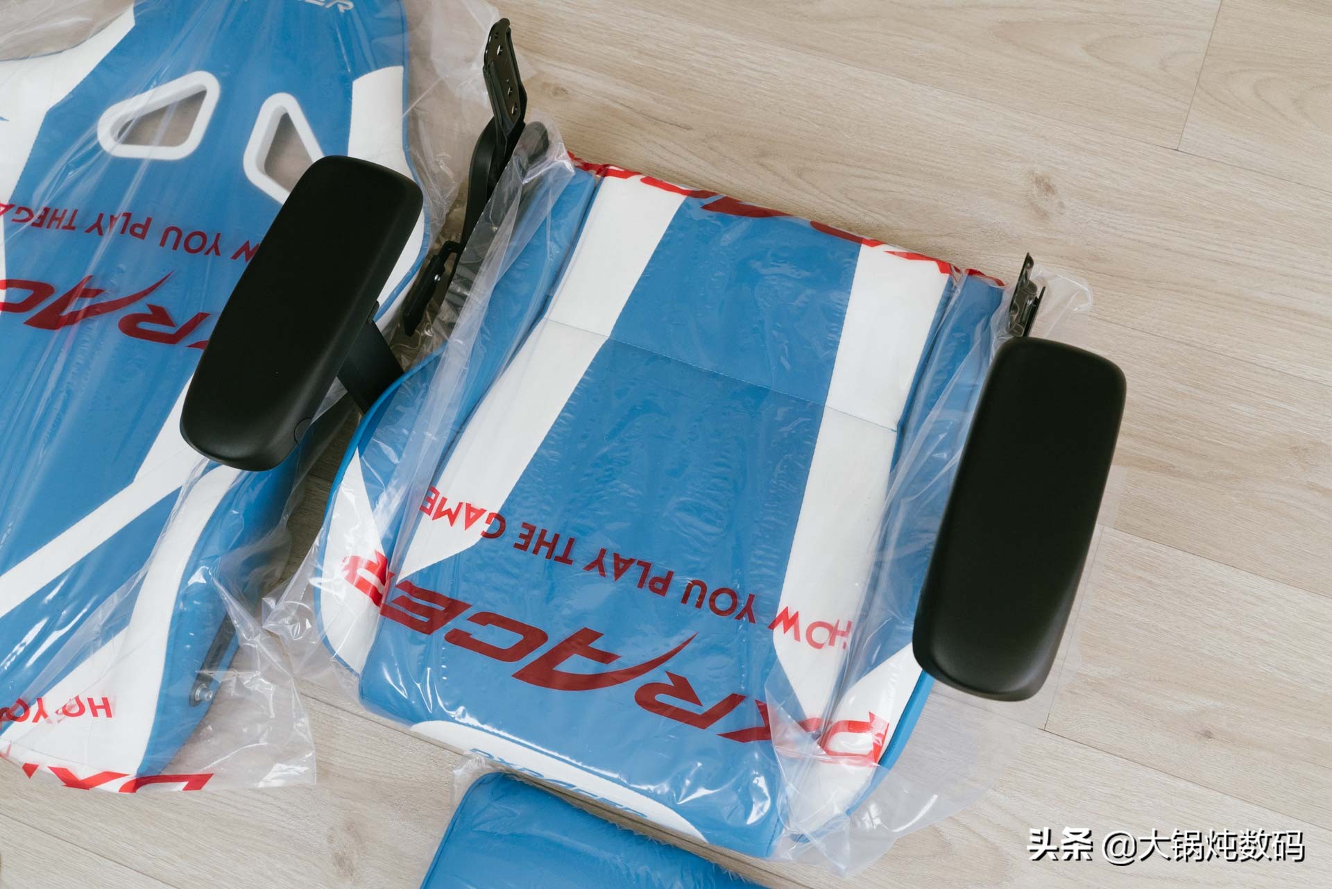 迪锐克斯dxracer电竞椅安装,迪锐克斯dxracer电竞椅怎么样