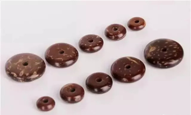 如何搭配适合自己的手串,正确的手串怎么样搭配好看