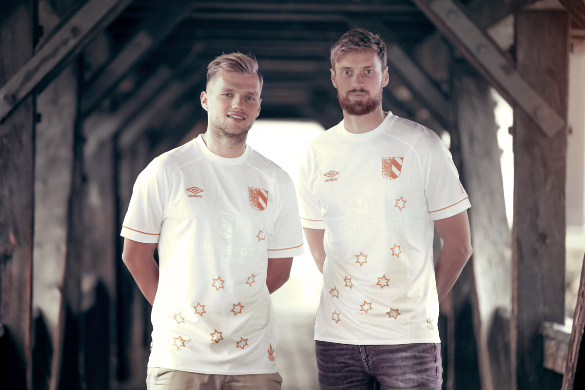 先把豪门战袍放一边，来看看这些非主流球队的球衣，同样美到不行