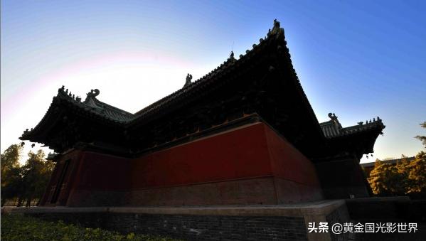 鲁迅东方美神老照片,鲁迅先生的倒坐观音像