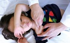 小孩推拿完打嗝怎么回事,小儿打嗝怎么推拿