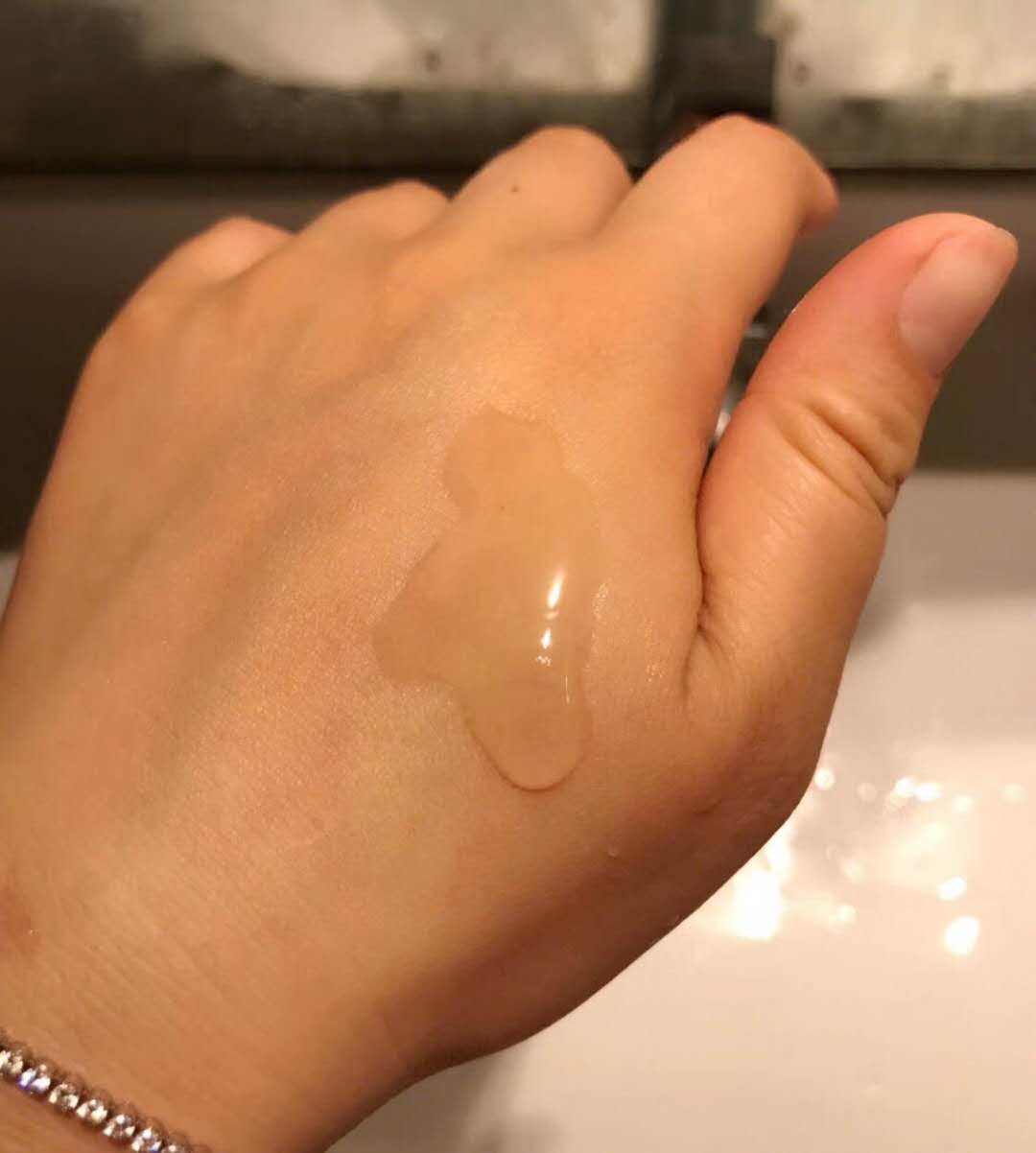 夏季来了护肤品,夏天炎热干燥用什么护肤品