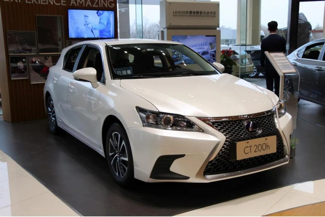 1万块钱以内买什么车省油,1万块以下有什么车