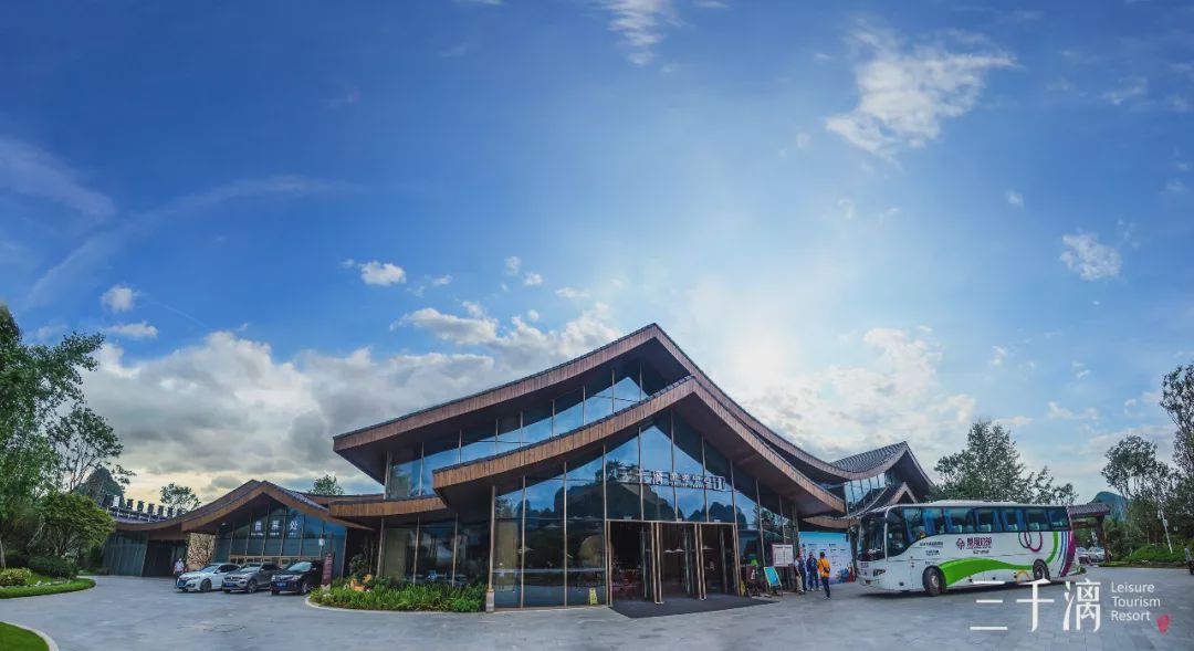 柳州周边迅速蹿红的江枫船屋别墅！天空之境简直美绝了