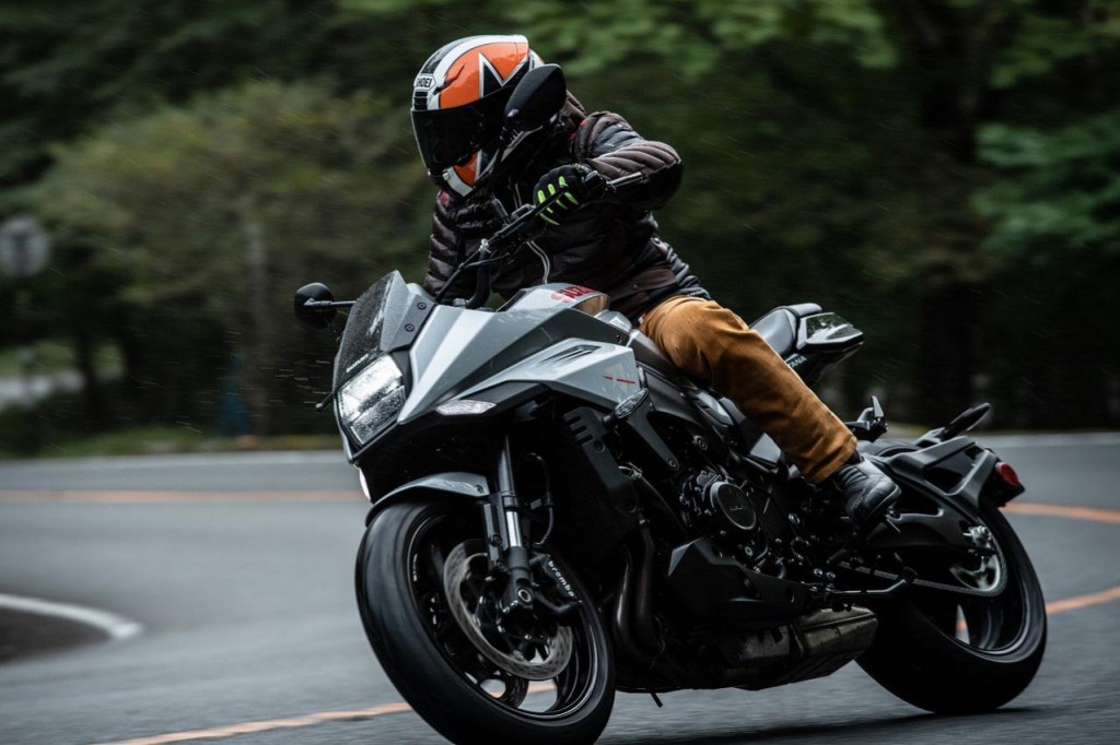 骑行技巧摩托车,摩托车无离合换挡工作原理