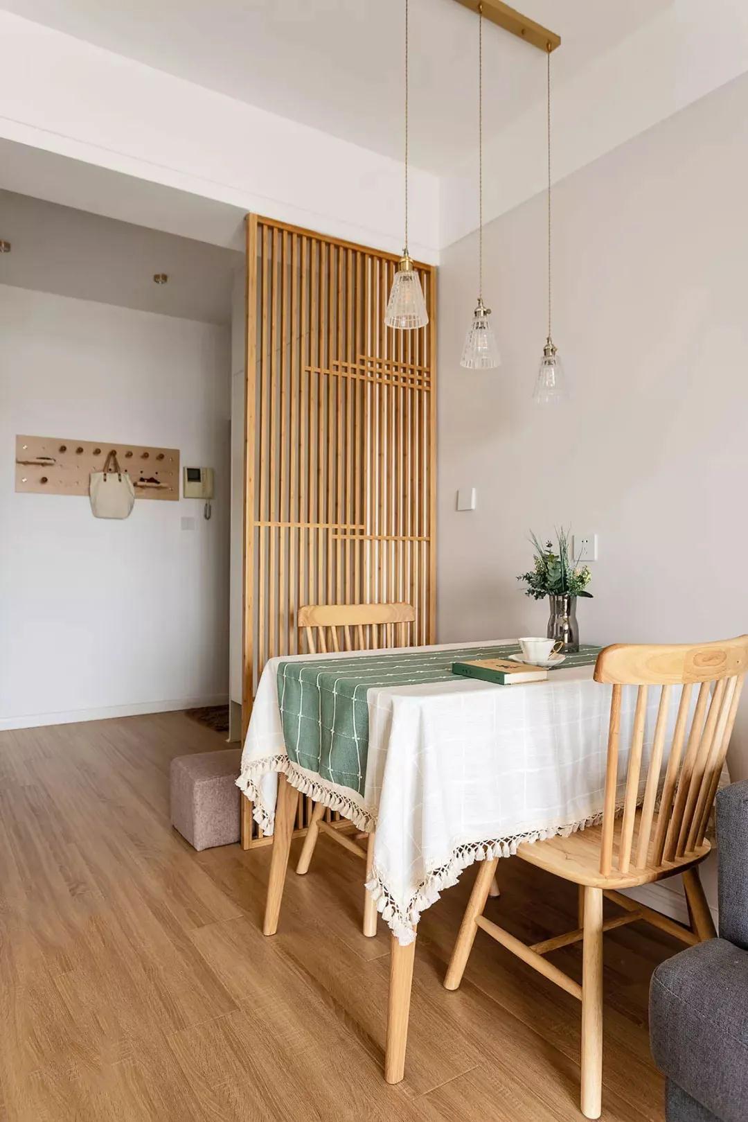 泛黄白墙、陈旧水晶灯统统过时！91㎡二手房用改造证明脱胎换骨