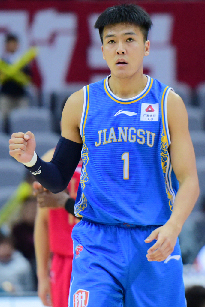 四川队为什么要放弃黄荣奇,黄荣奇cba生涯