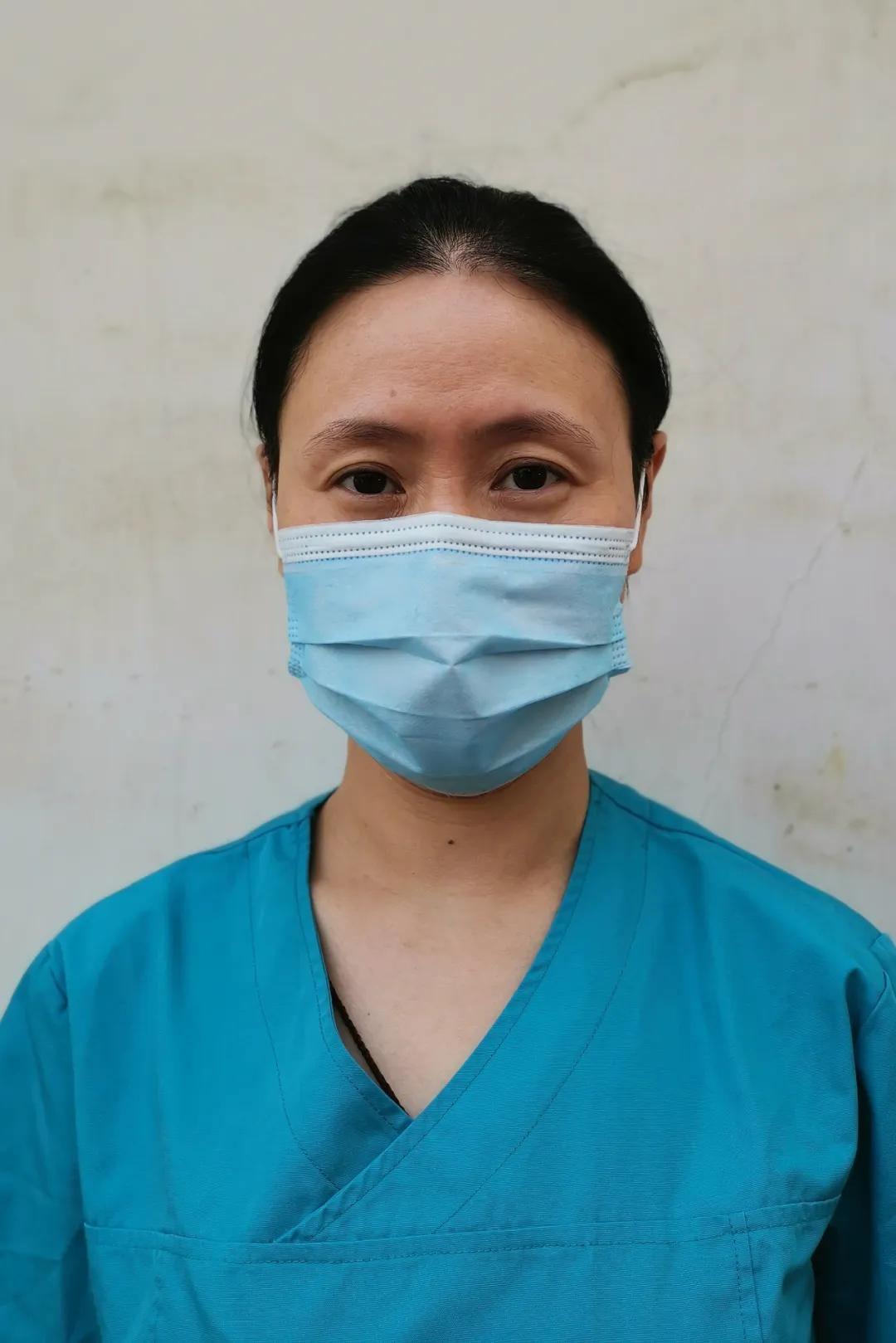 致敬2020每一个逆行的背影,回顾2019年消防员最美逆行背影