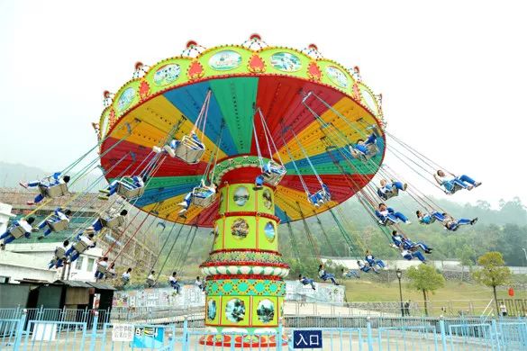 西樵山国艺影视城灯光节,国艺影视城旅游攻略