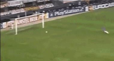 古典前腰和进攻型中场,那些年传奇中场