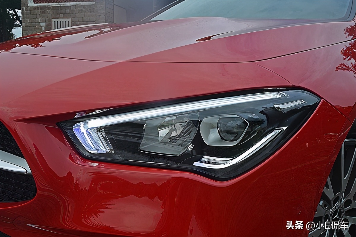 奔驰cla200动感和时尚的区别,新款奔驰cla200试驾视频