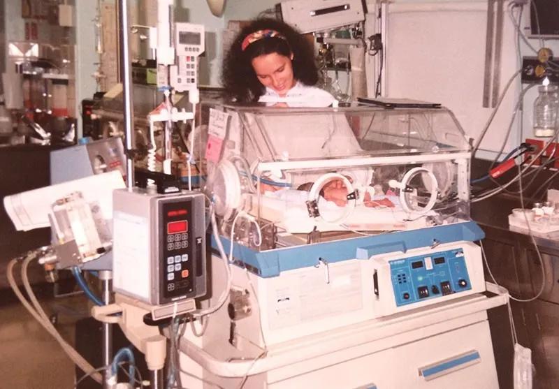 极早早产儿需要经历哪些治疗,超早早产儿什么原因