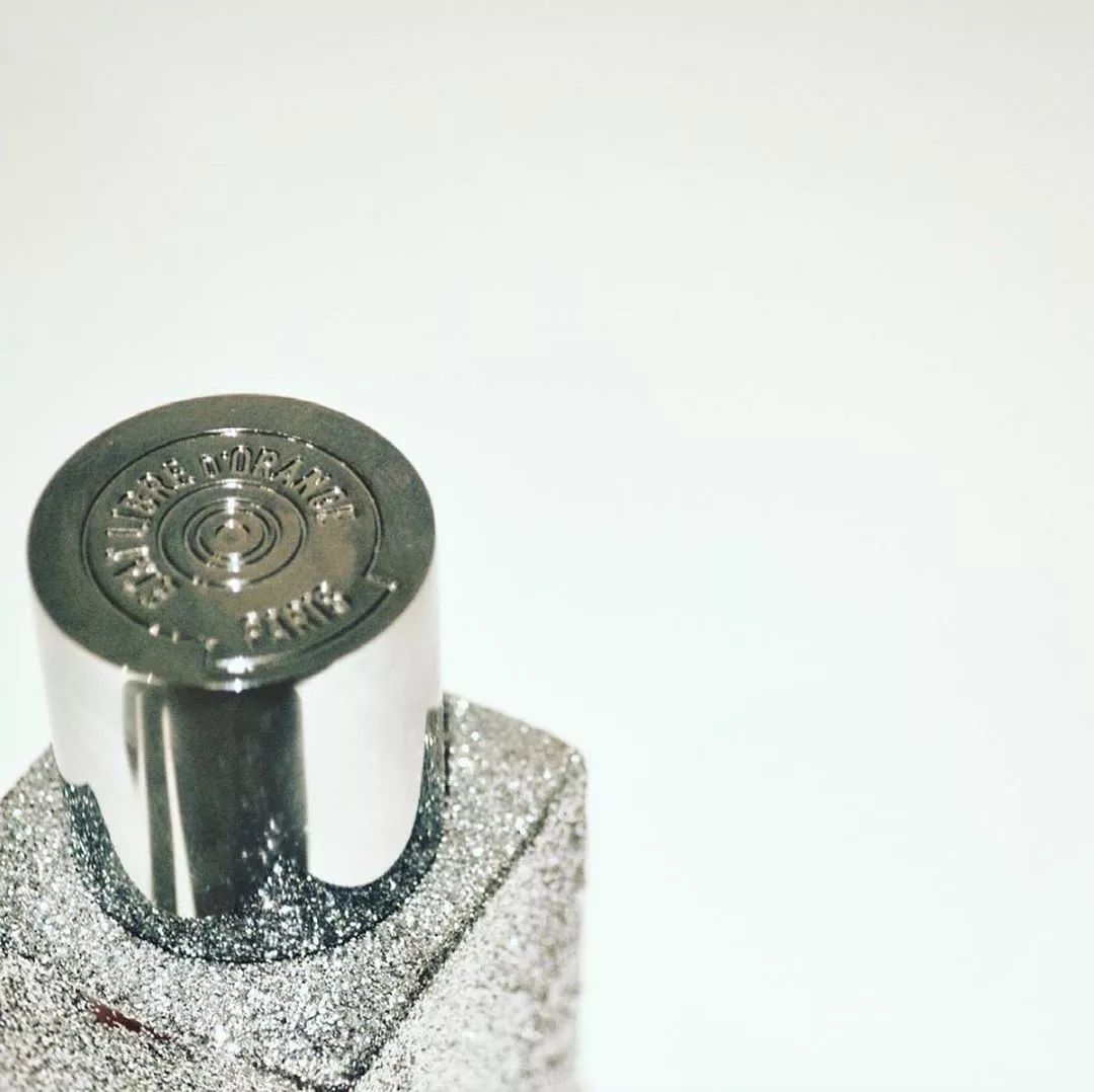 反叛先锋，潮流味道，这瓶最小众时髦的香水，我先买为敬