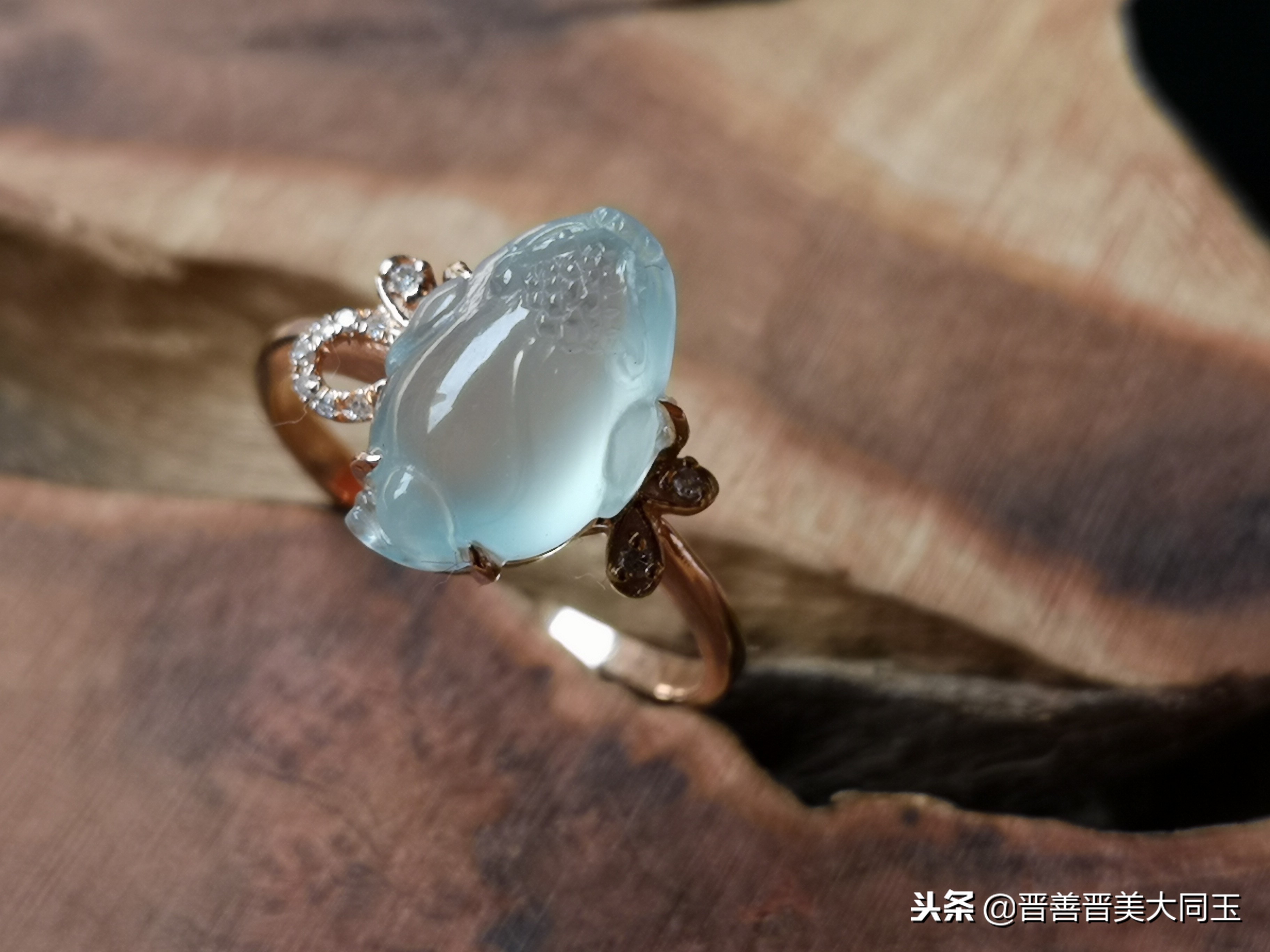 翡翠怎么分辨好坏的小视频,怎样判断翡翠是好的翡翠