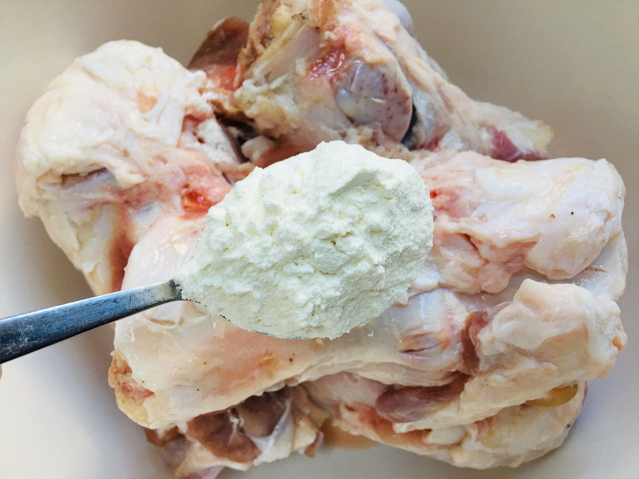 炖牛骨汤用不用焯一下水,炖牛骨怎么炖肉不离骨