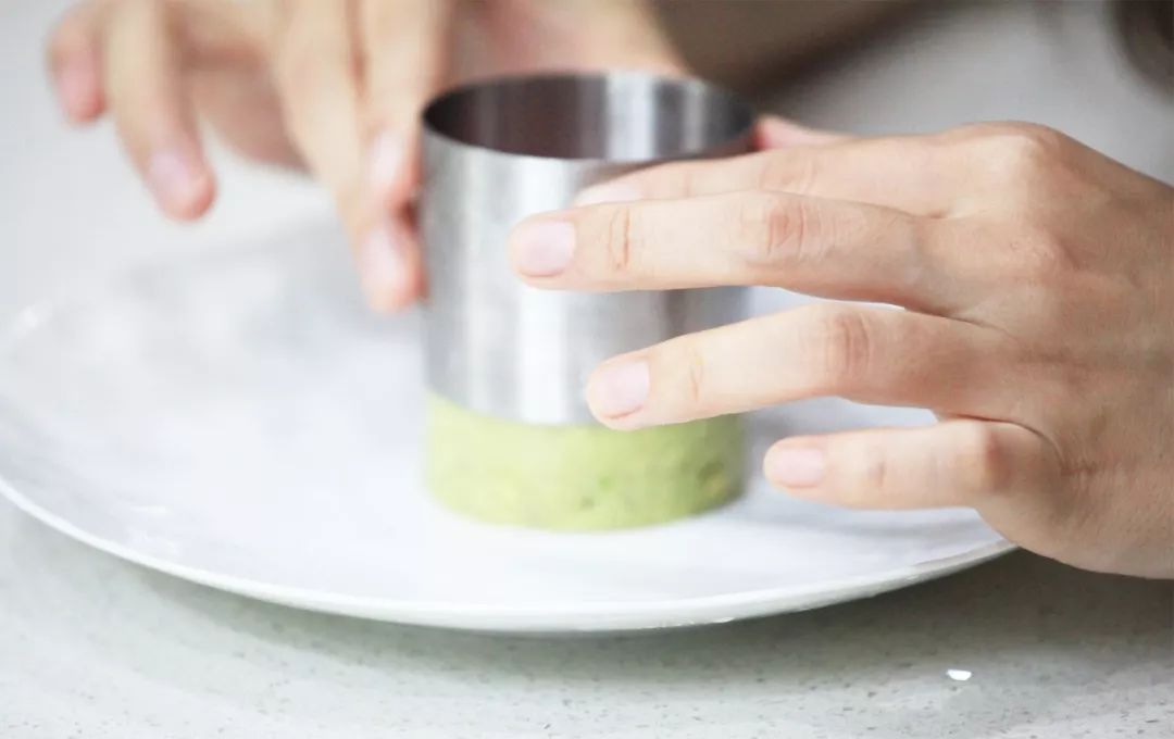 金枪鱼牛油果塔塔的做法,金枪鱼塔塔做法步骤