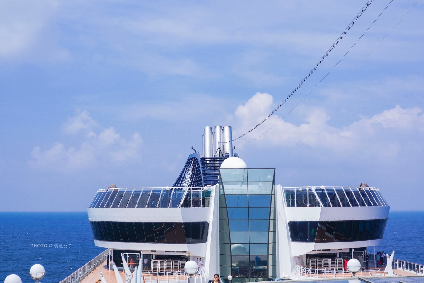 邮轮像海上养猪场,海上养猪场不负盛名
