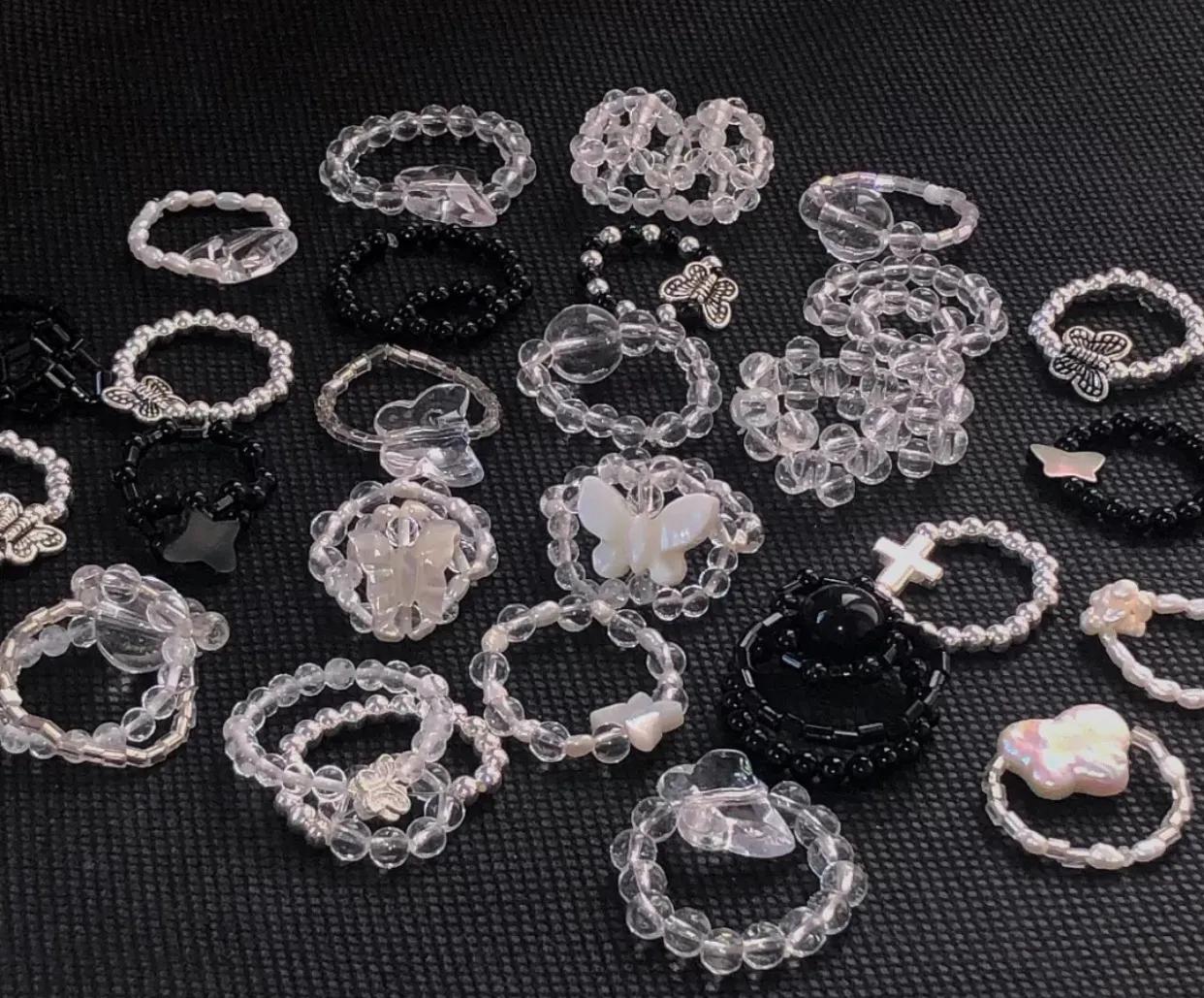 怪诞又可爱的串珠戒指,鬼马少女精灵古怪,很有戏剧感觉