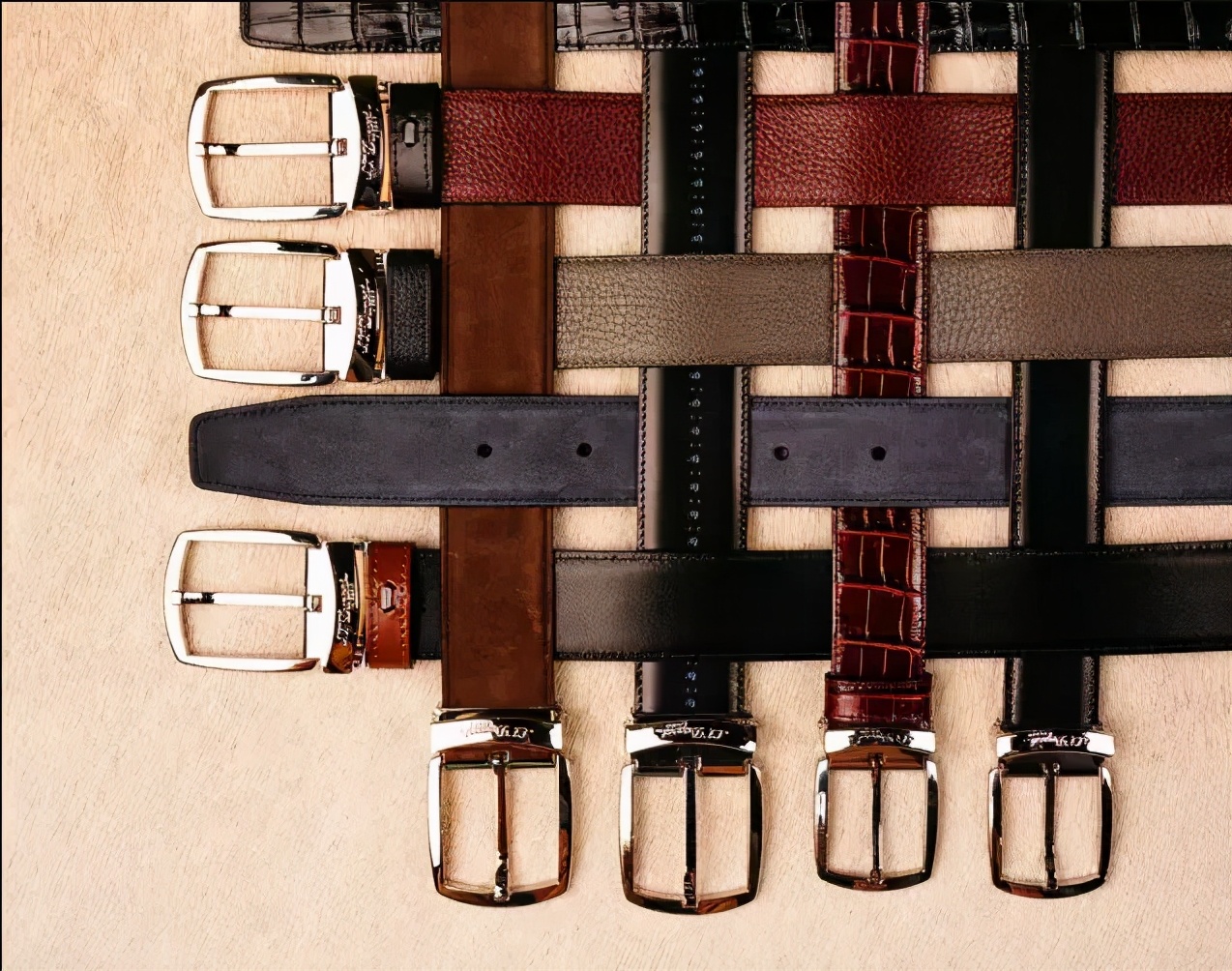 gucci双g皮带搭配男士,gucci双g皮带现在还流行吗