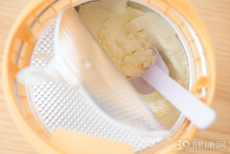 香港查出含有致癌物奶粉有哪些,香港9种进口奶粉检测出致癌物质