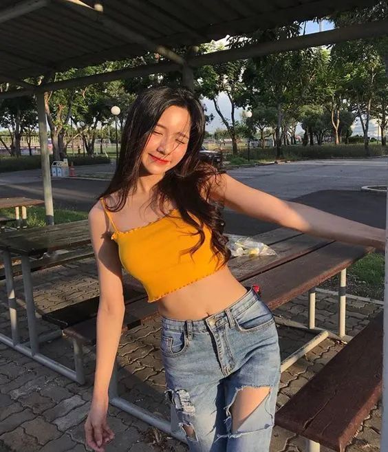 老爹裤的搭配才时髦,老爹裤让你显瘦又时髦