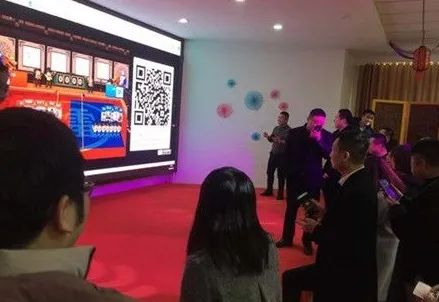 2020最新年会案例合集大赏，看看别人家的年会怎么办