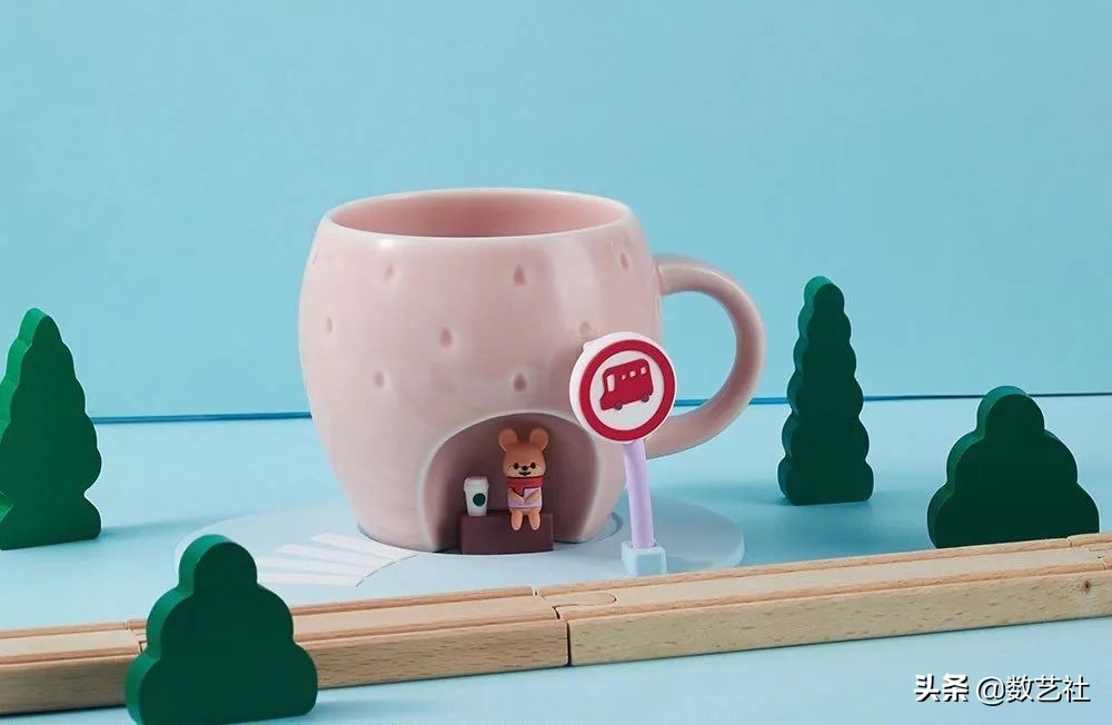 星巴克最近出了什么杯子,星巴克一个被咖啡耽误的杯子设计