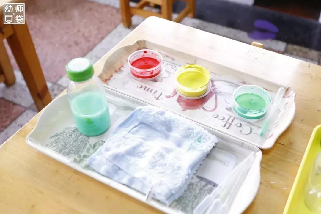 空间小、经费不足、面临*迁拆**，这家幼儿园却给出了满分的环境