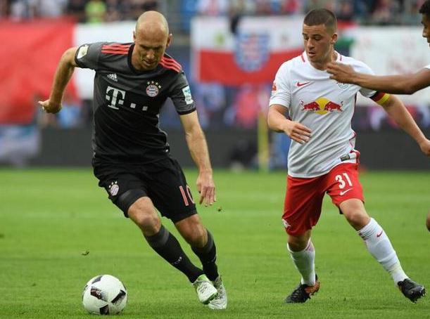 罗本左脚世界波兜射死角破门,内切兜射梅开二度罗本