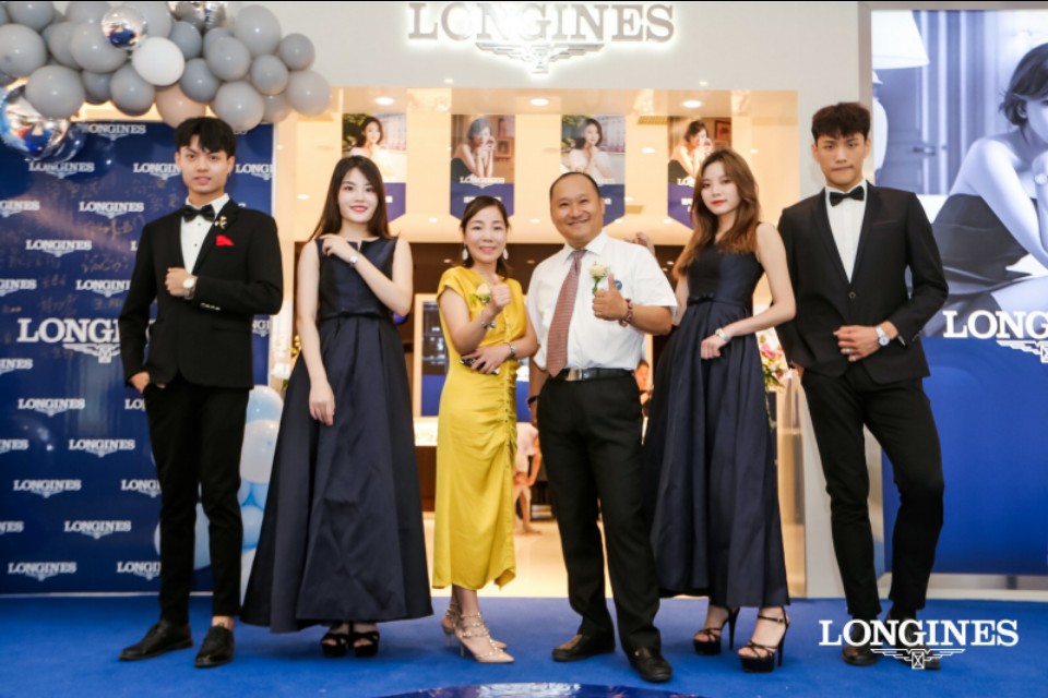 洛阳浪琴专柜在王府井哪里,亨吉利洛阳王府井店