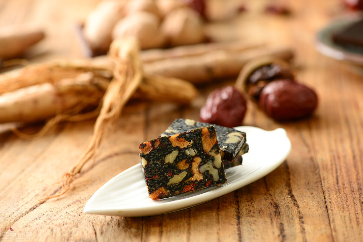 哺乳期产妇气血虚可喝中药调理吗,产妇气血不够导致奶水少怎么办