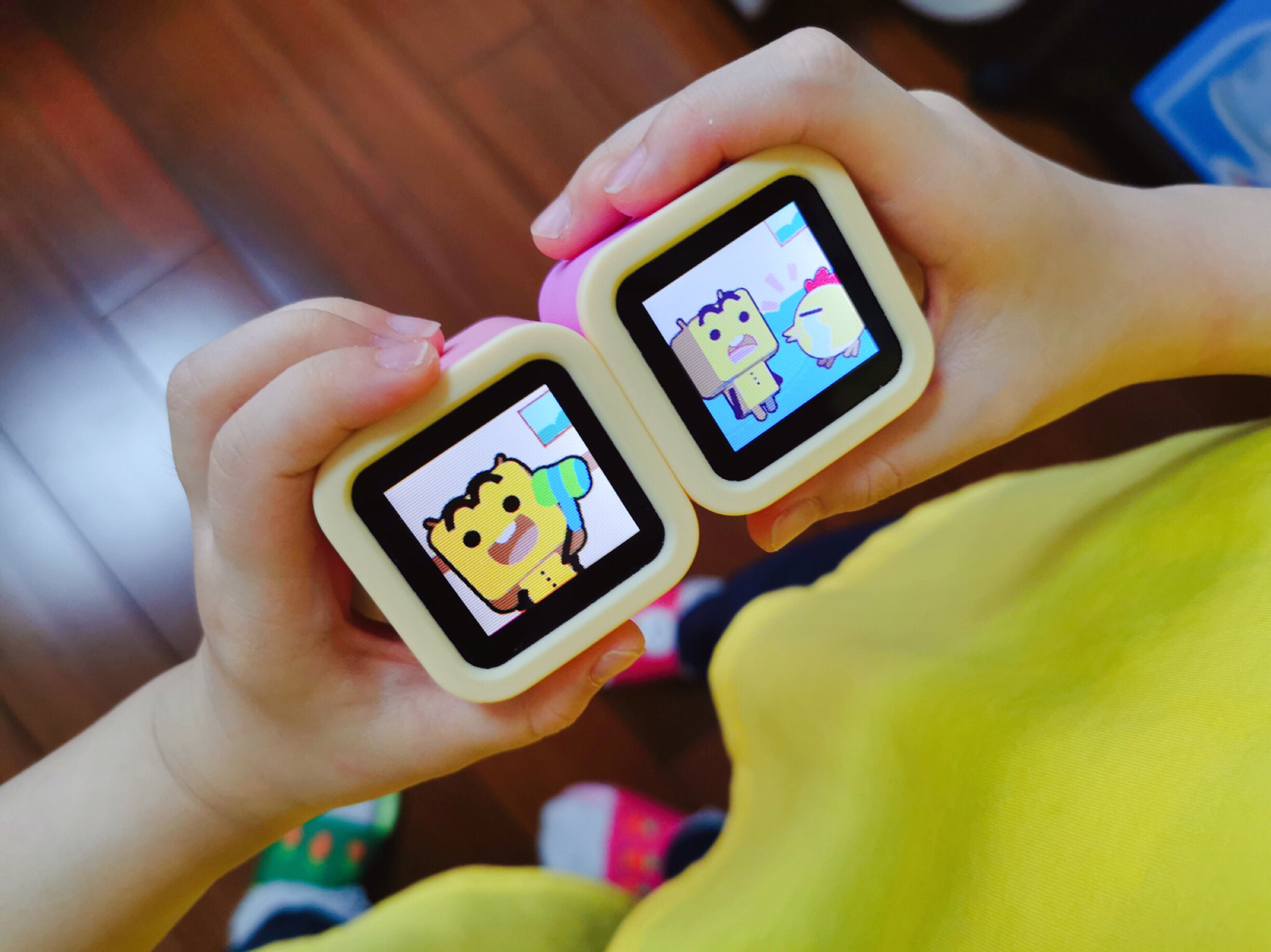 0-1岁早教玩具摇一摇,摇一摇机器人