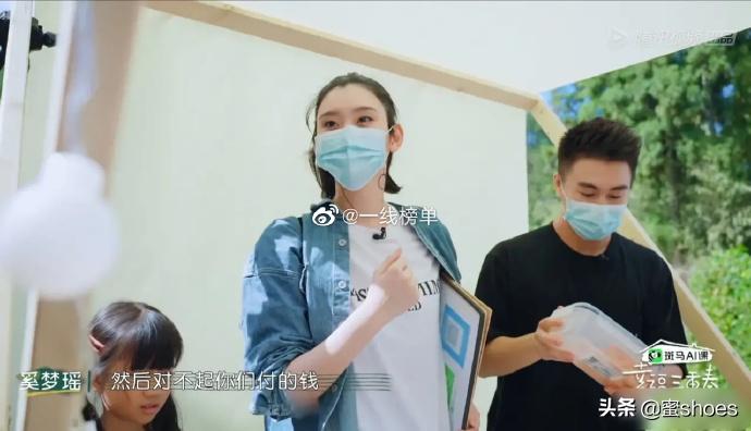 cl红底鞋和玛丽珍鞋区别,cl红底鞋和口红是一个牌子吗