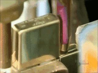 zippo打火机制造全过程,男生喜欢什么样的zippo打火机