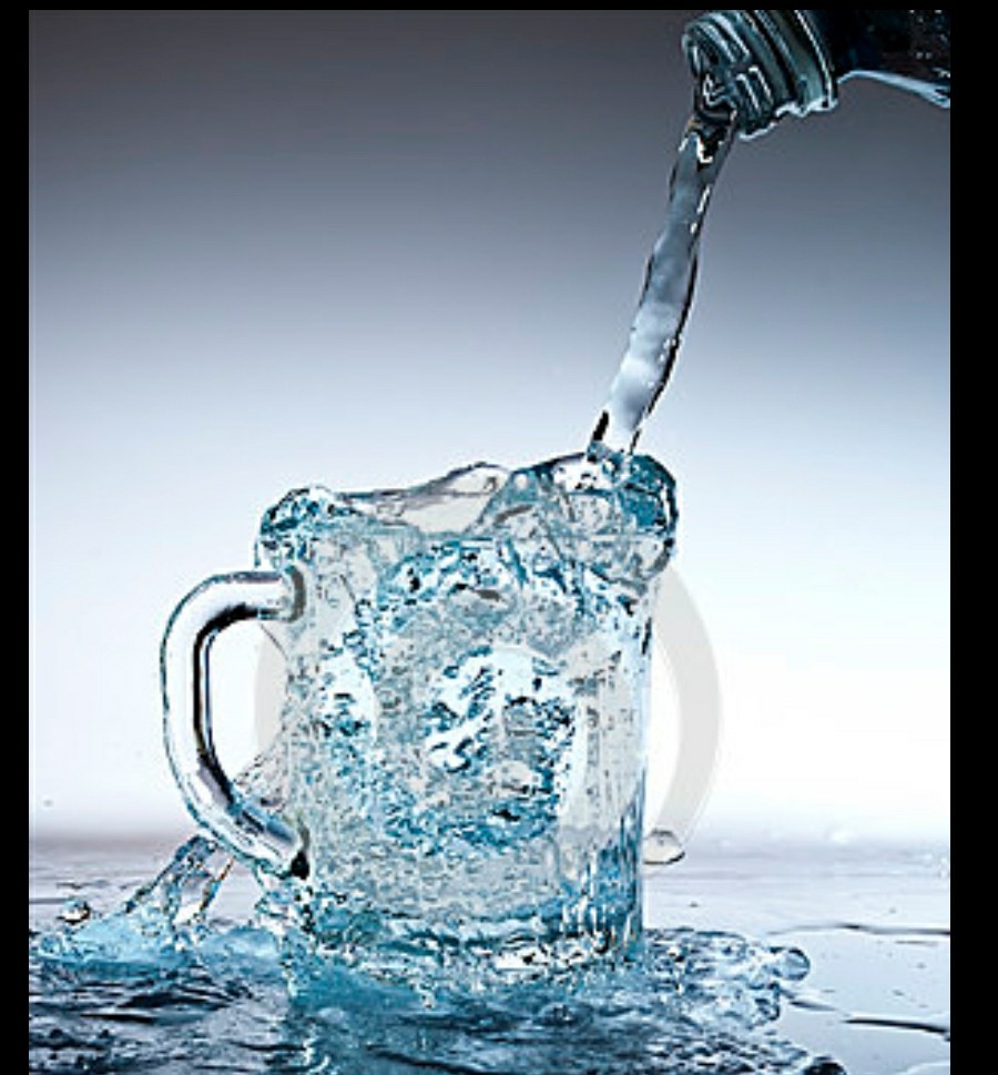 宝宝吐奶属于消化不良吗,宝宝吐奶和溢奶的区别