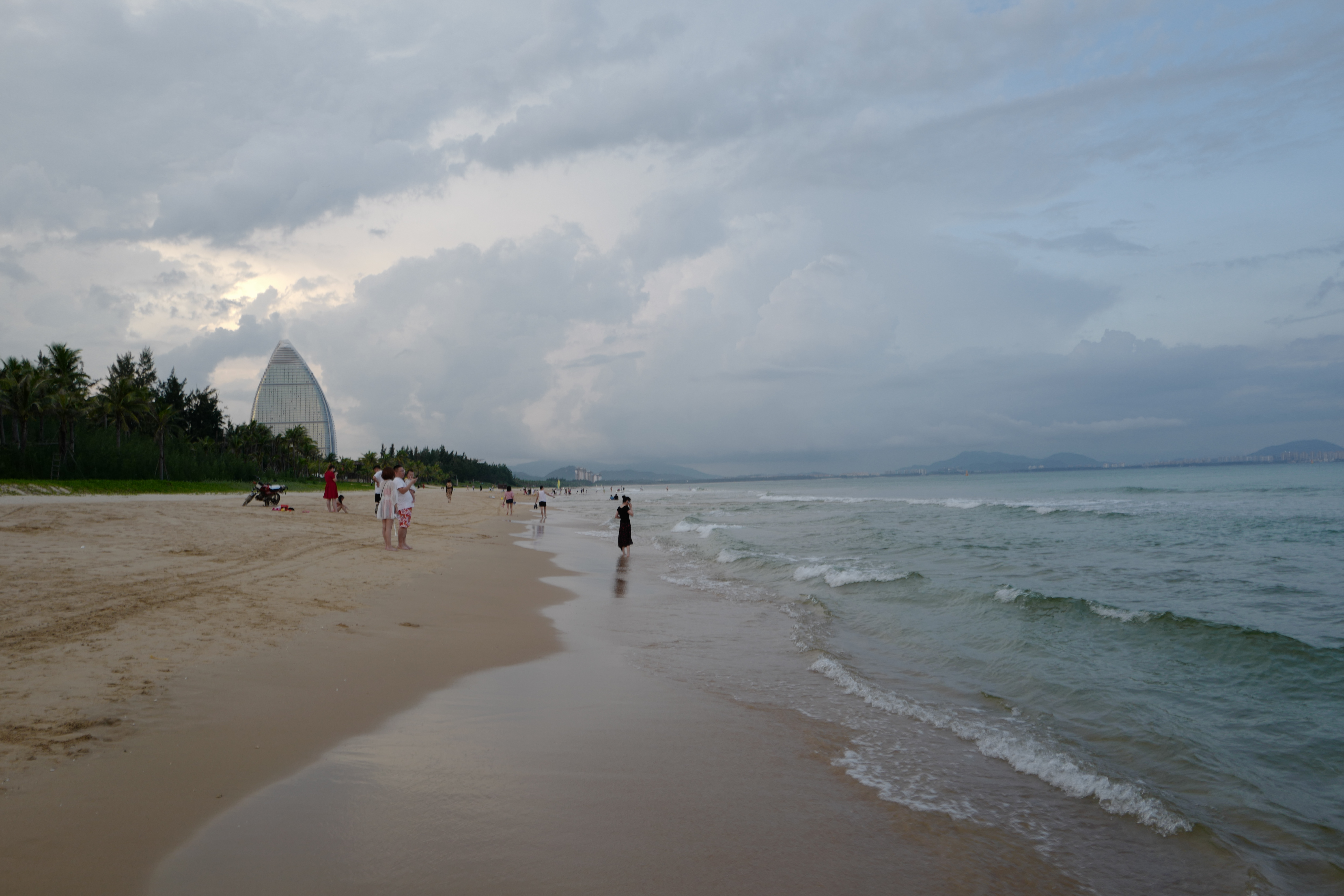 徕卡q现在还值得入手吗,徕卡q系列相机值得买吗