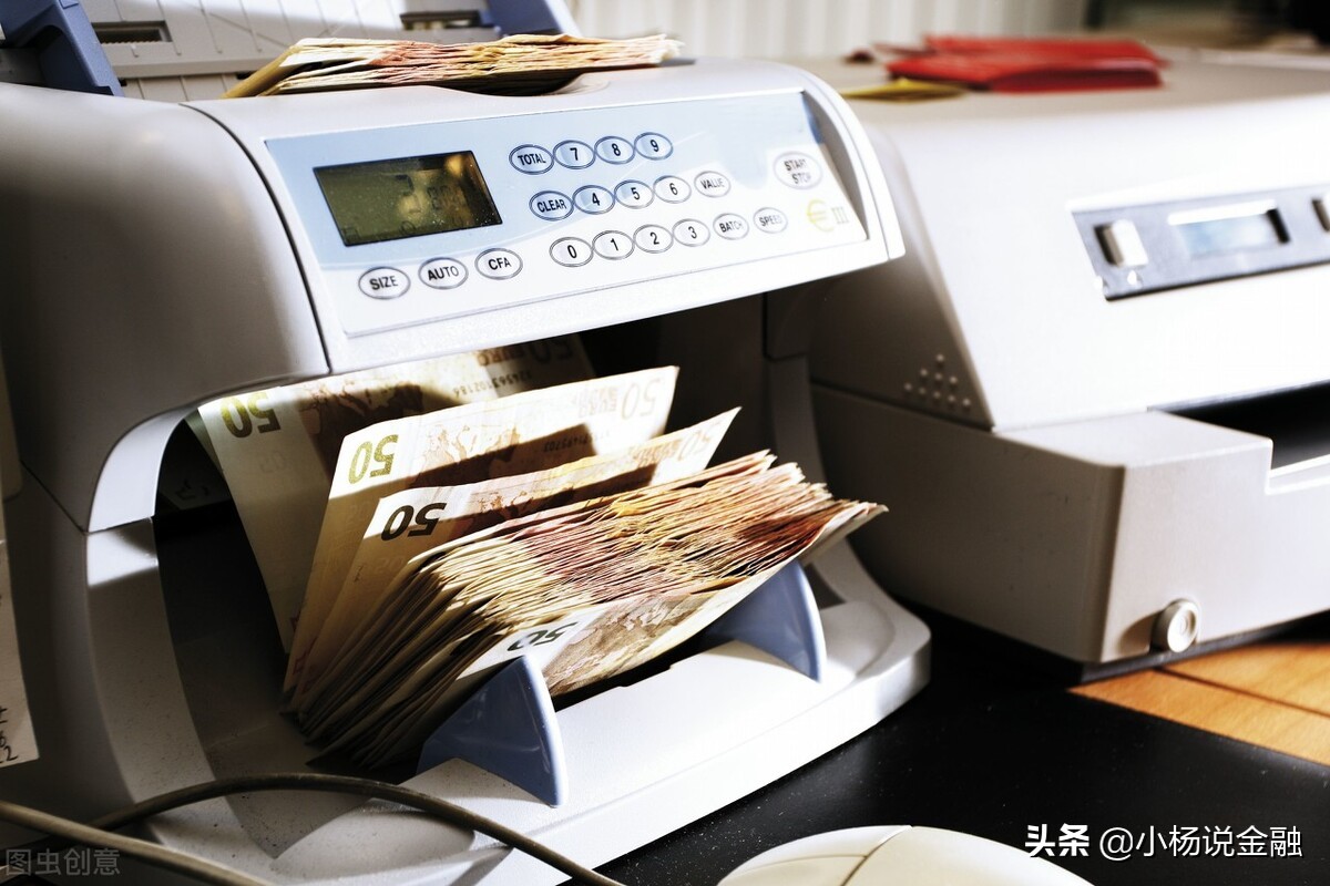 在atm机取到假钱怎么处理,去银行atm存钱有假钱怎么办