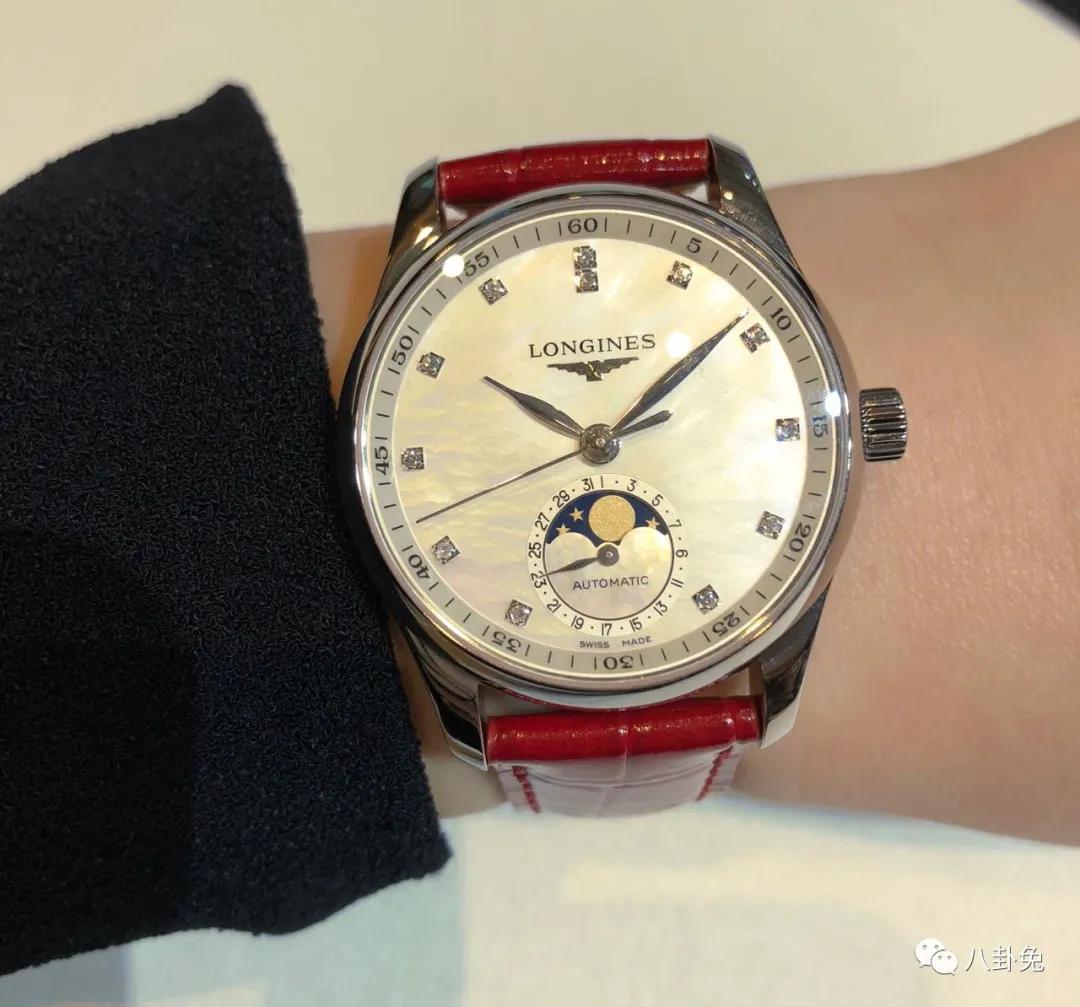 2万多元经典款也可以很时髦,经典款10年不过时怎么穿都好看