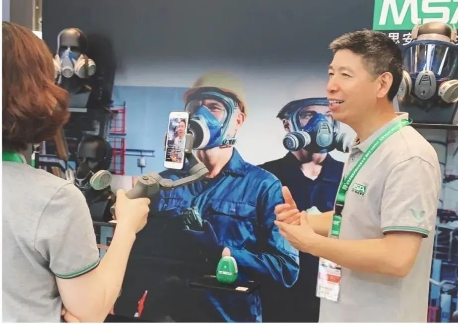 乘风破浪的基层工作者,乘风破浪的维和军人